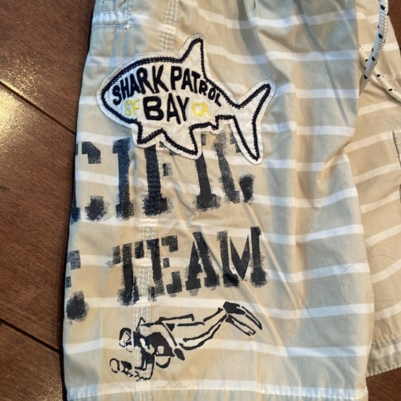 Baby Gap Swim trunks - Picture 2 of 6